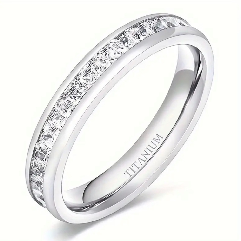 Cubic Zirconia Elegant Infinity Ring in Titanium Steel Engraved Ring 4mm Size 5